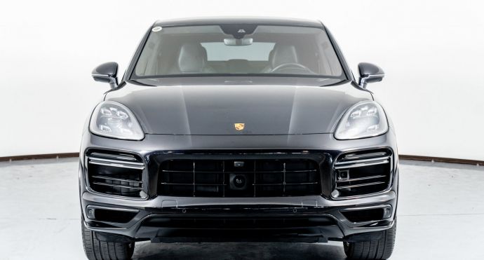 2022 Porsche Cayenne Turbo S E-Hybrid For Sale