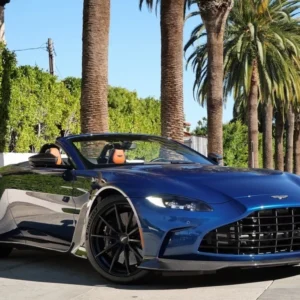 New Aston Martin V12 Vantage Roadster