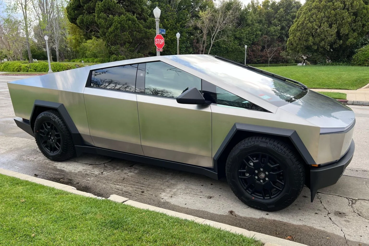 2024 Tesla Cybertruck For Sale – Foundation Series