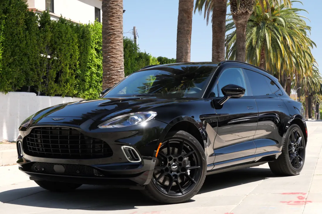 2021 Aston Martin DBX awd For Sale